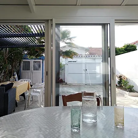 Maison Boisvinet Saint-gilles-croix-de-vie, 4-5 P, Belle Cour Intérieure, 200m Hébergement de vacances Saint-Gilles-Croix-de-Vie