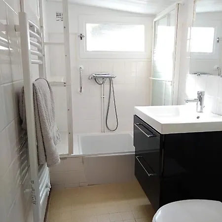 Maison Boisvinet Saint-gilles-croix-de-vie, 4-5 P, Belle Cour Intérieure, 200m Hébergement de vacances Saint-Gilles-Croix-de-Vie