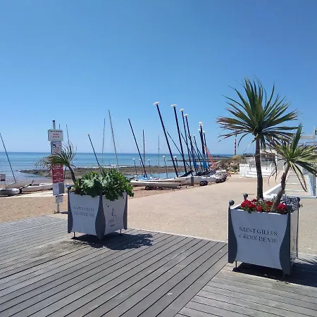 Maison Boisvinet Saint-gilles-croix-de-vie, 4-5 P, Belle Cour Intérieure, 200m Hébergement de vacances Saint-Gilles-Croix-de-Vie