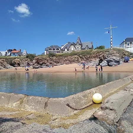 Maison Boisvinet Saint-gilles-croix-de-vie, 4-5 P, Belle Cour Intérieure, 200m Hébergement de vacances *