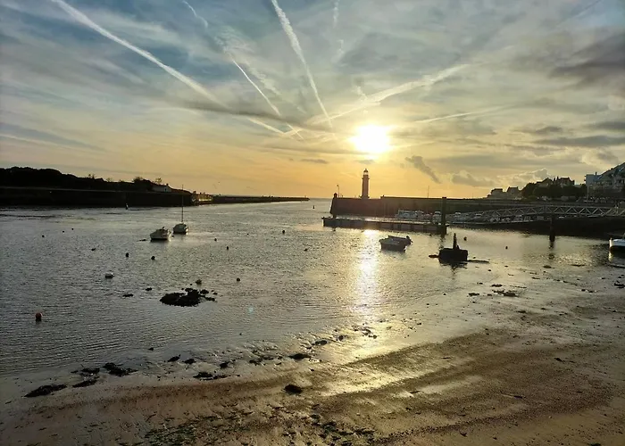 Maison Boisvinet Saint-gilles-croix-de-vie, 4-5 P, Belle Cour Interieure, 200m *